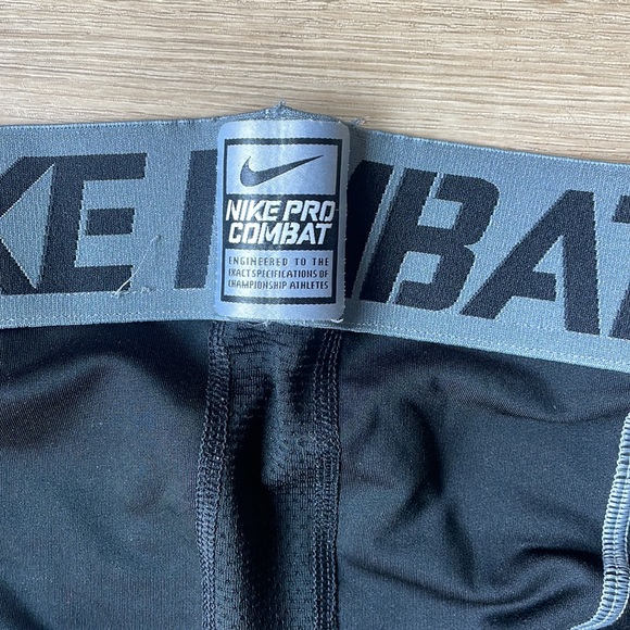 Nike Mens Leggings. Nike Pro Combat. - Picture 3 of 4
